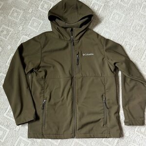 Columbia Men's lightweight Hooded Jacket